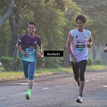 Runner Photo 6019714