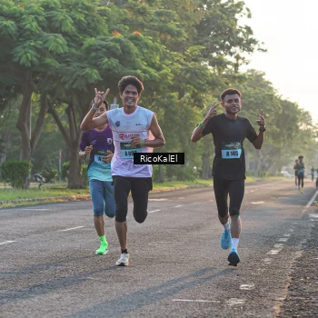 Runner Photo 6019724