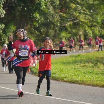 Runner Photo 6019725