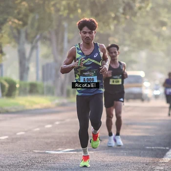 Runner Photo 6019726