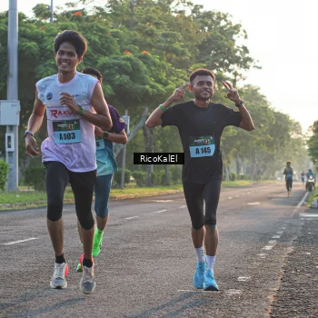 Runner Photo 6019734