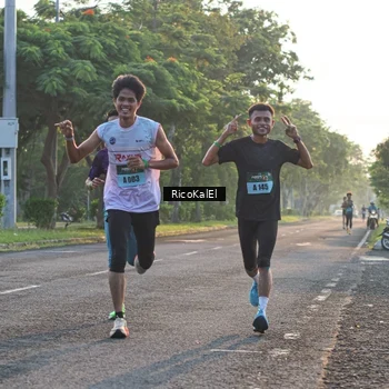 Runner Photo 6019736