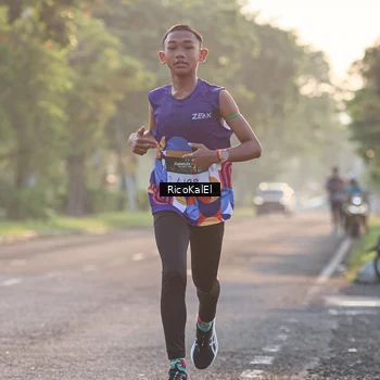 Runner Photo 6019738