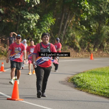 Runner Photo 6019744