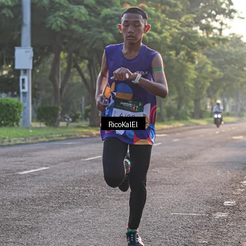Runner Photo 6019745