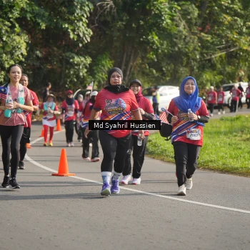 Runner Photo 6019785