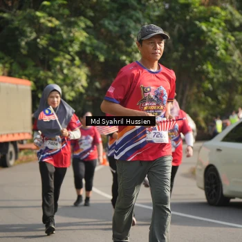 Runner Photo 6019795
