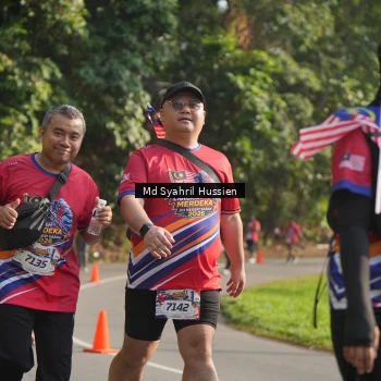 Runner Photo 6019807