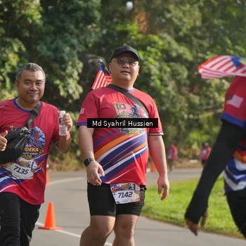 Runner Photo 6019808