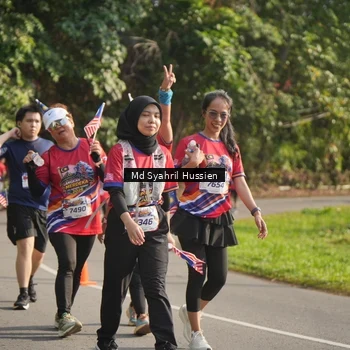 Runner Photo 6019814