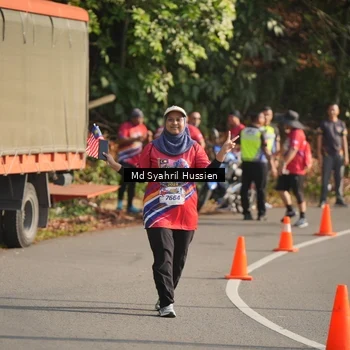 Runner Photo 6019822