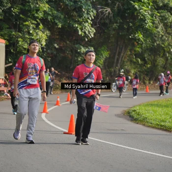 Runner Photo 6019874