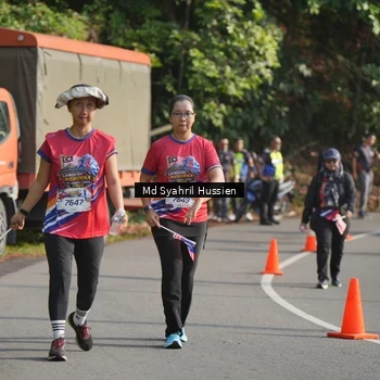Runner Photo 6019875