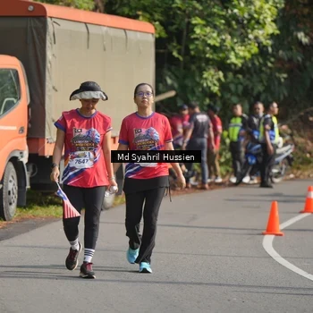 Runner Photo 6019877