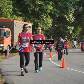 Runner Photo 6019879