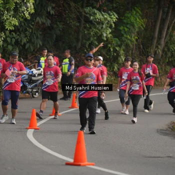 Runner Photo 6019966