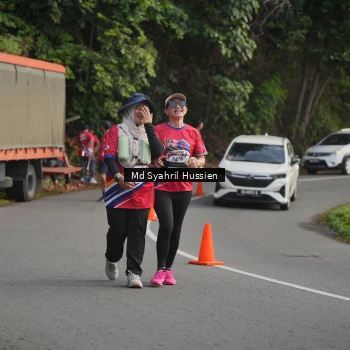 Runner Photo 6019992