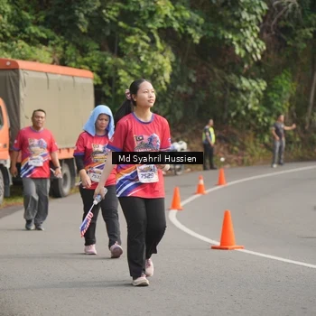 Runner Photo 6020022