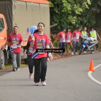 Runner Photo 6020023
