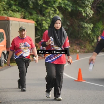 Runner Photo 6020030