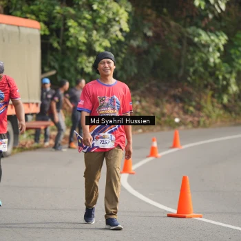 Runner Photo 6020046
