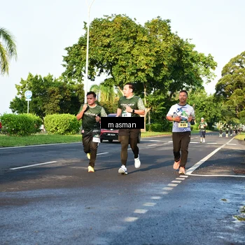Runner Photo 6020125