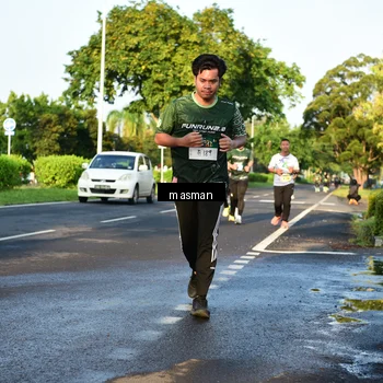 Runner Photo 6020126