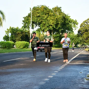 Runner Photo 6020127