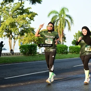 Runner Photo 6020135