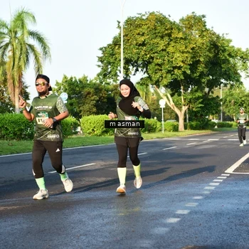 Runner Photo 6020137