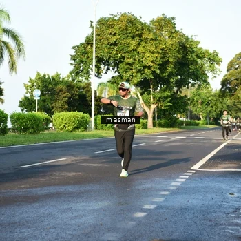 Runner Photo 6020143