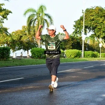 Runner Photo 6020145