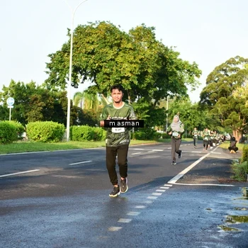 Runner Photo 6020148