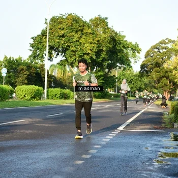 Runner Photo 6020149