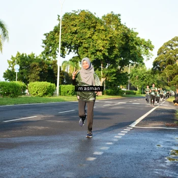 Runner Photo 6020152