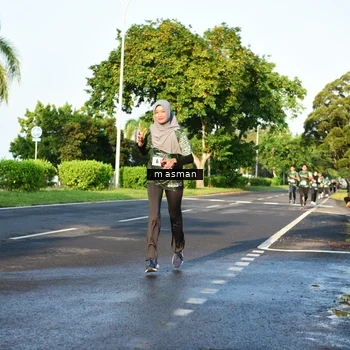 Runner Photo 6020153