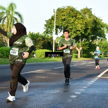 Runner Photo 6020165