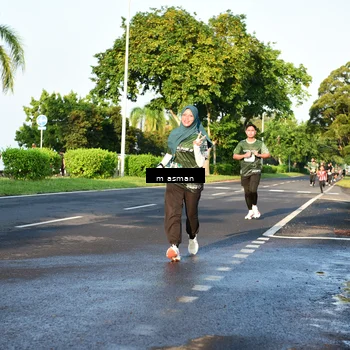 Runner Photo 6020175