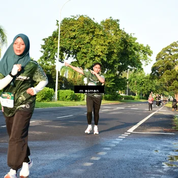 Runner Photo 6020177