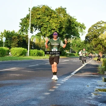 Runner Photo 6020212