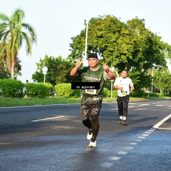 Runner Photo 6020217