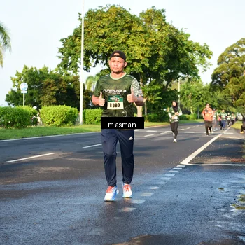 Runner Photo 6020230