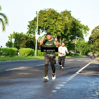 Runner Photo 6020233
