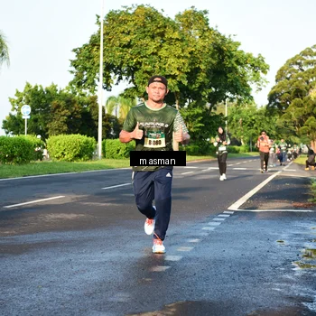 Runner Photo 6020236