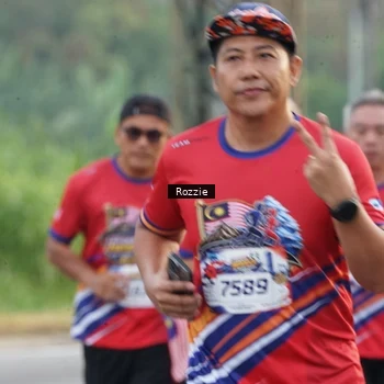 Runner Photo 6020252
