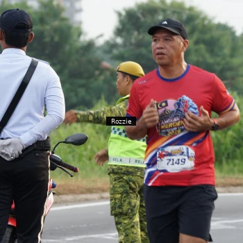Runner Photo 6020265