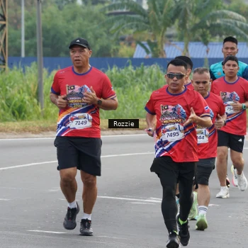 Runner Photo 6020269