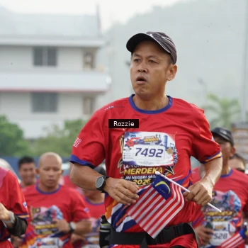 Runner Photo 6020277