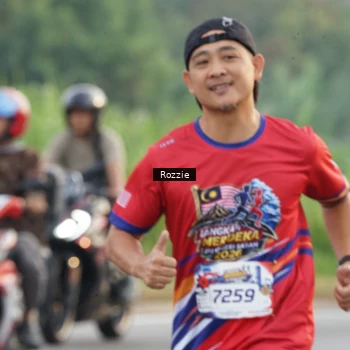 Runner Photo 6020279
