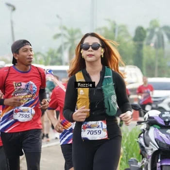 Runner Photo 6020291